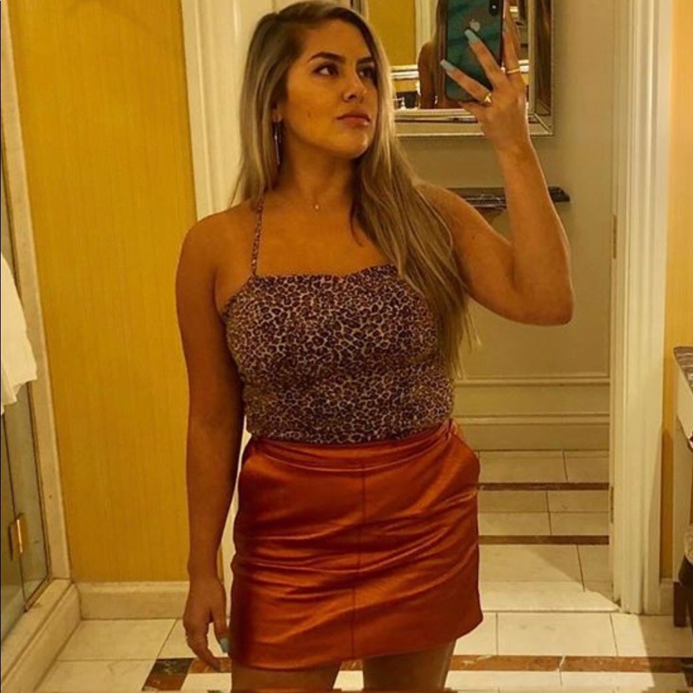 Meet your Posher, Adrienne